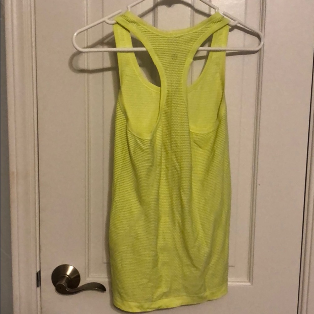 Lululemon Razorback Tank - Picture 2 of 2